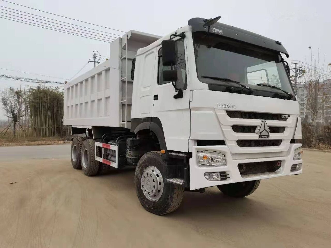 Sinotruk HOWO 6*4 Dump truck - Φορτηγό ανατρεπόμενο: φωτογραφία 1 Sinotruk HOWO 6*4 Dump truck - Φορτηγό ανατρεπόμενο: φωτογραφία 1