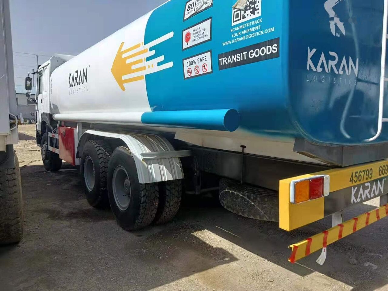 Sinotruk HOWO 6*4 Fuel Tank Truck - Φορτηγό βυτιοφόρο: φωτογραφία 4 Sinotruk HOWO 6*4 Fuel Tank Truck - Φορτηγό βυτιοφόρο: φωτογραφία 4