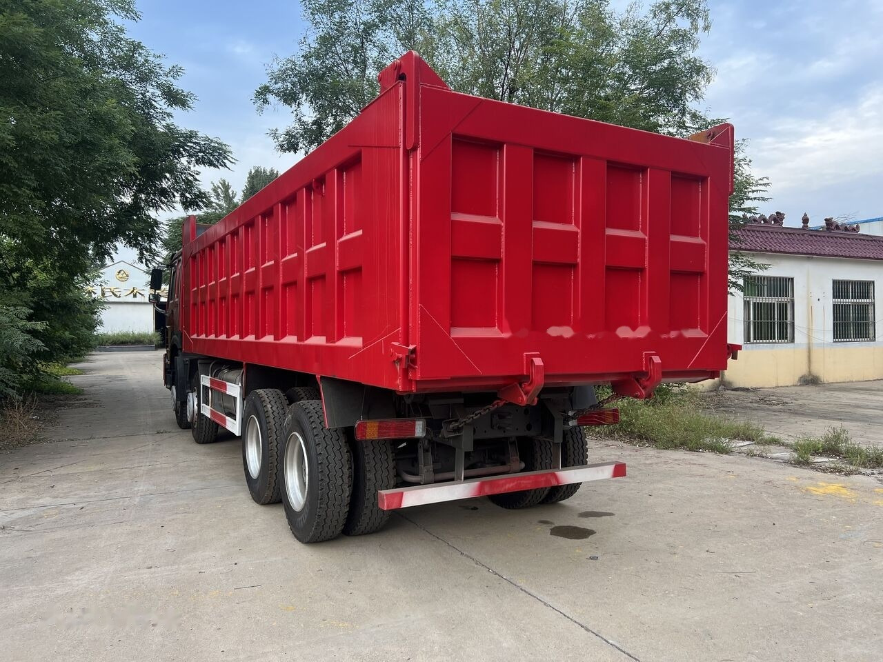 Sinotruk HOWO 8*4 Dump truck - Φορτηγό ανατρεπόμενο: φωτογραφία 4 Sinotruk HOWO 8*4 Dump truck - Φορτηγό ανατρεπόμενο: φωτογραφία 4