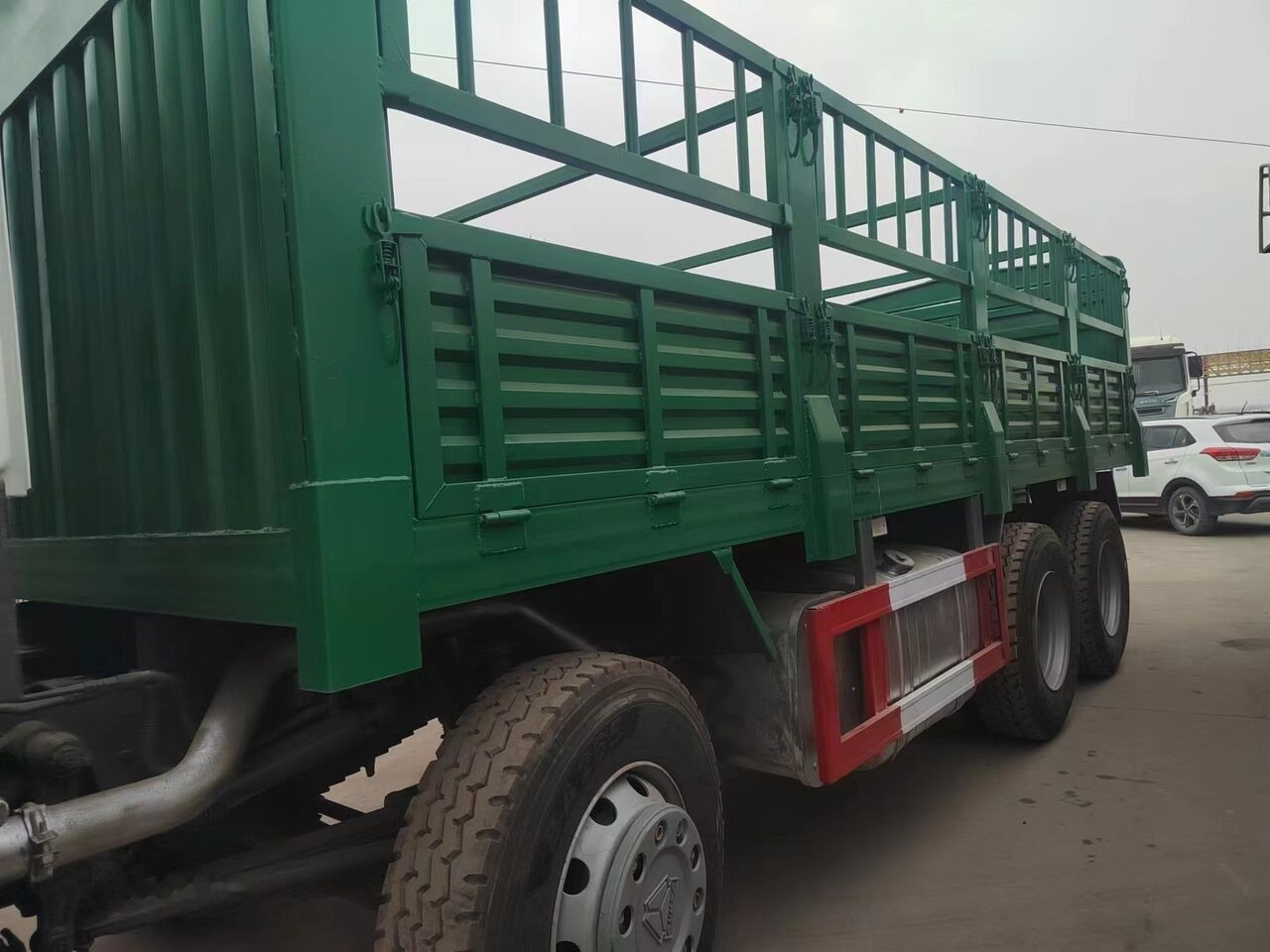 Φορτηγό με ανοιχτή καρότσα Sinotruk HOWO 8*4 Fence Truck: φωτογραφία 7