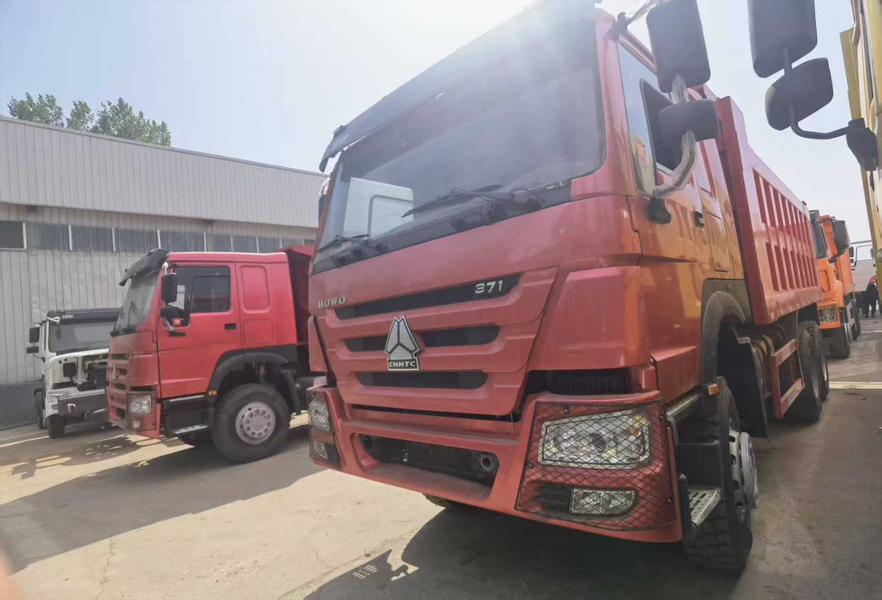 Sinotruk HOWO371Dump truck - Φορτηγό ανατρεπόμενο: φωτογραφία 1 Sinotruk HOWO371Dump truck - Φορτηγό ανατρεπόμενο: φωτογραφία 1