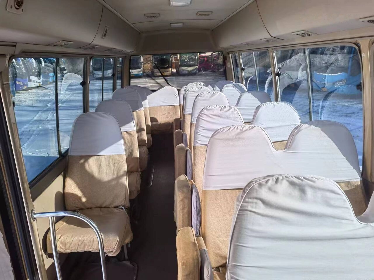 Toyota 29 SEATS COASTER - Αστικό λεωφορείο: φωτογραφία 2 Toyota 29 SEATS COASTER - Αστικό λεωφορείο: φωτογραφία 2