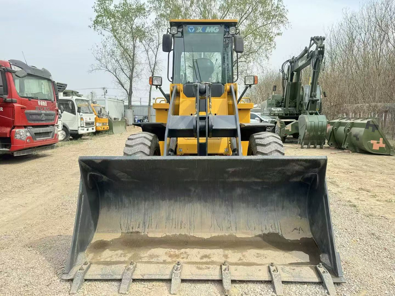 XCMG 30-25 - Φορτωτής εκσκαφέας: φωτογραφία 5 XCMG 30-25 - Φορτωτής εκσκαφέας: φωτογραφία 5