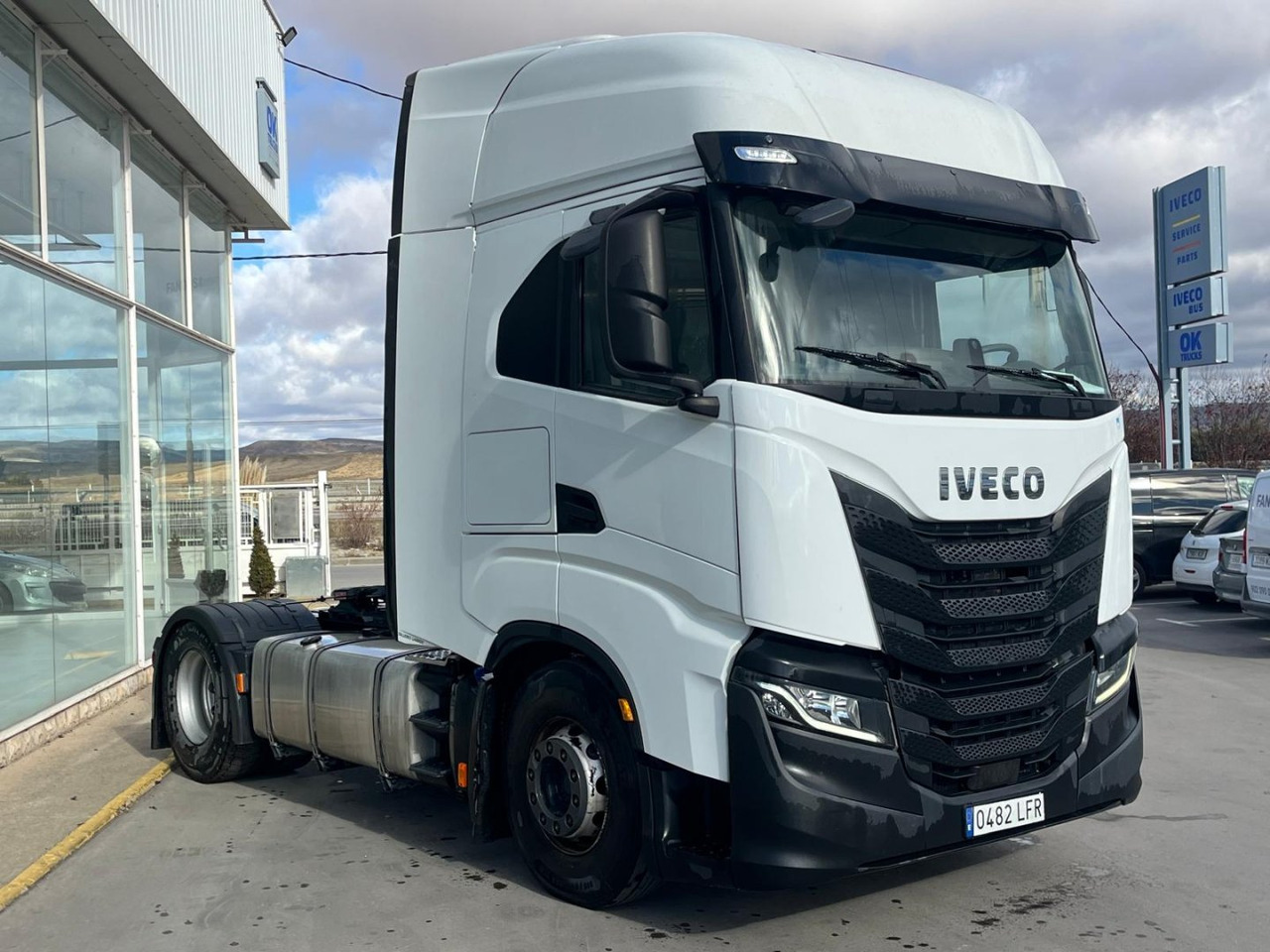 Cabeza Tractora IVECO 460 AUTOMATICO CON INTARDER - Τράκτορας: φωτογραφία 3 Cabeza Tractora IVECO 460 AUTOMATICO CON INTARDER - Τράκτορας: φωτογραφία 3