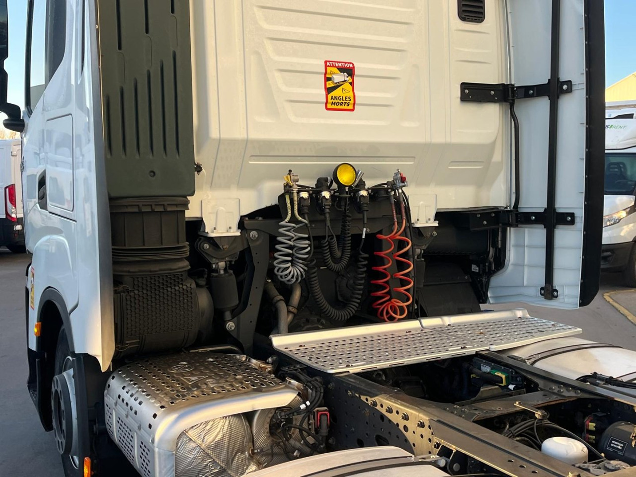 Cabeza Tractora IVECO 480 AUTOMATICO CON INTARDER - Τράκτορας: φωτογραφία 5 Cabeza Tractora IVECO 480 AUTOMATICO CON INTARDER - Τράκτορας: φωτογραφία 5