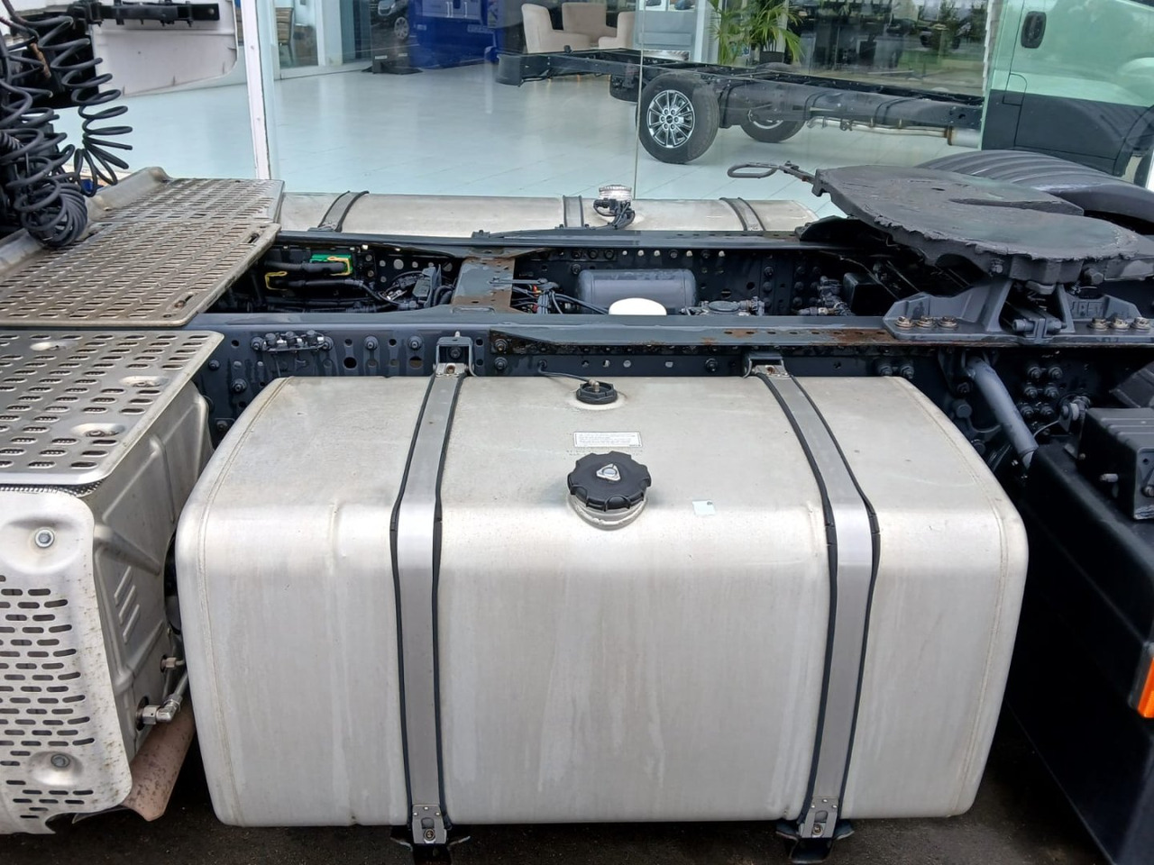 Cabeza Tractora IVECO 480 AUTOMATICO CON INTARDER - Τράκτορας: φωτογραφία 5 Cabeza Tractora IVECO 480 AUTOMATICO CON INTARDER - Τράκτορας: φωτογραφία 5