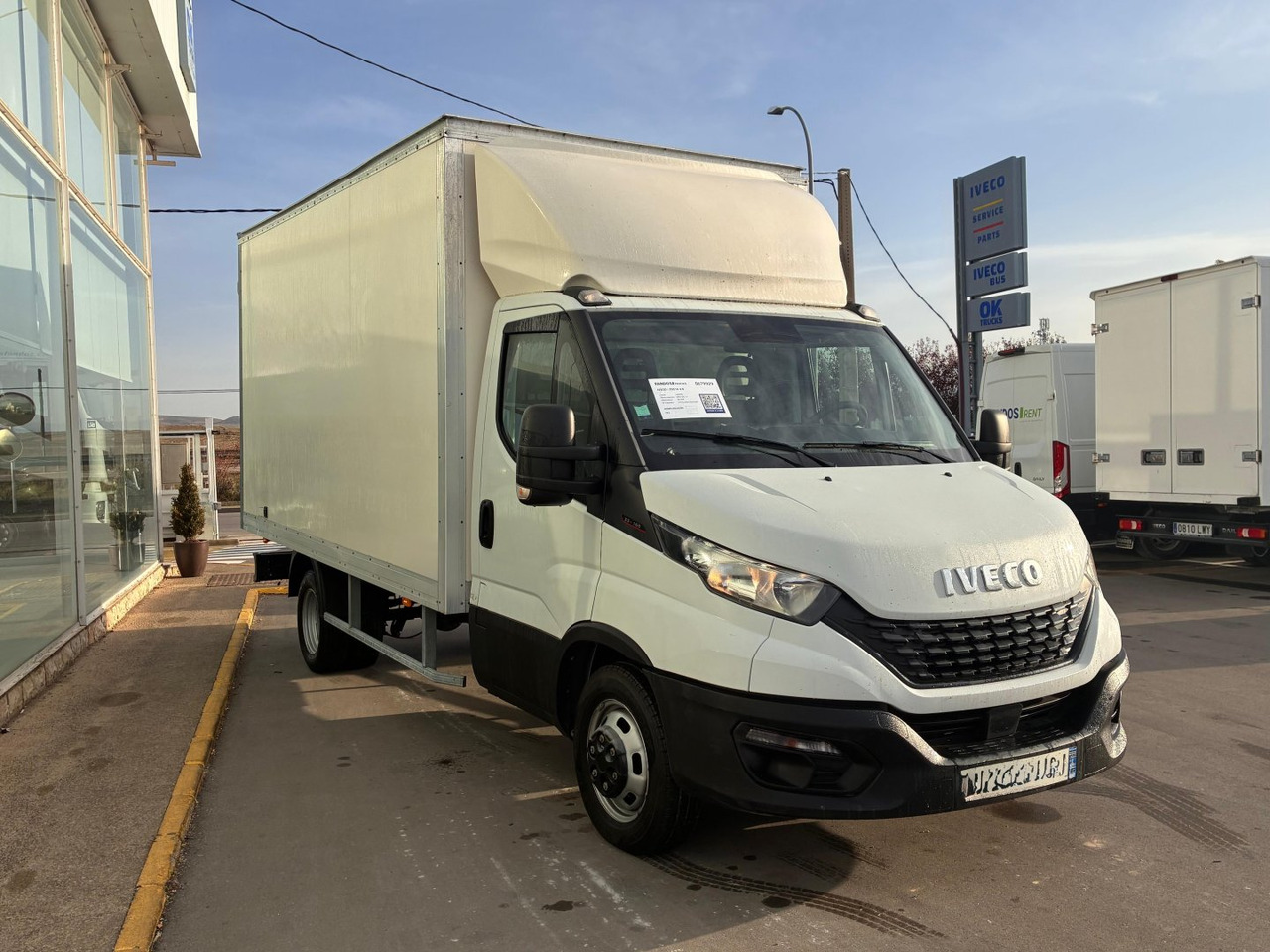 Caja cerrada IVECO 35C16 3.0 20m3 con puertas traseras - Επαγγελματικό αυτοκίνητο κόφα: φωτογραφία 3 Caja cerrada IVECO 35C16 3.0 20m3 con puertas traseras - Επαγγελματικό αυτοκίνητο κόφα: φωτογραφία 3