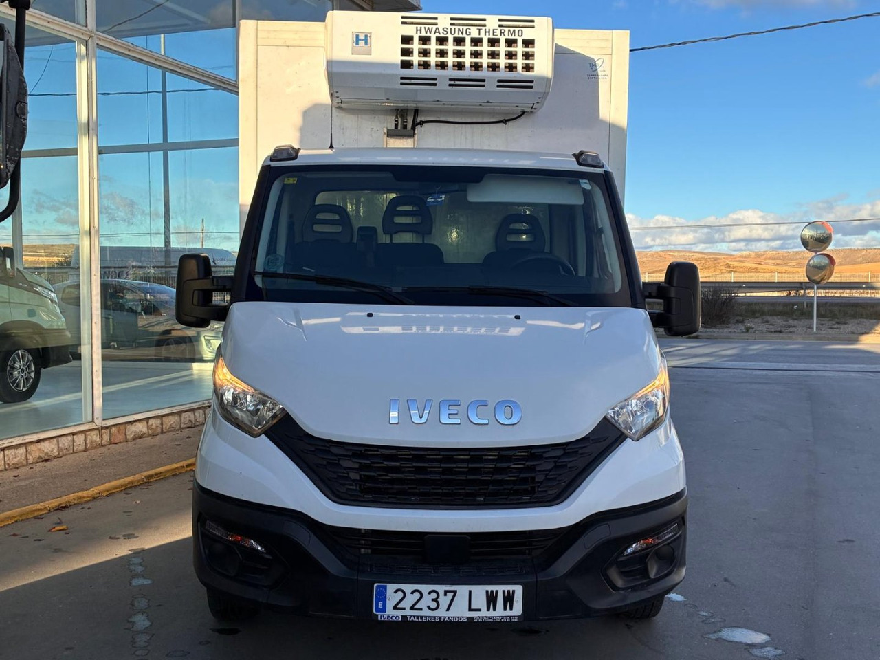 Frigorífico IVECO 35C16 3.0 FRIGORIFICA - Επαγγελματικό αυτοκίνητο ψυγείο: φωτογραφία 2 Frigorífico IVECO 35C16 3.0 FRIGORIFICA - Επαγγελματικό αυτοκίνητο ψυγείο: φωτογραφία 2