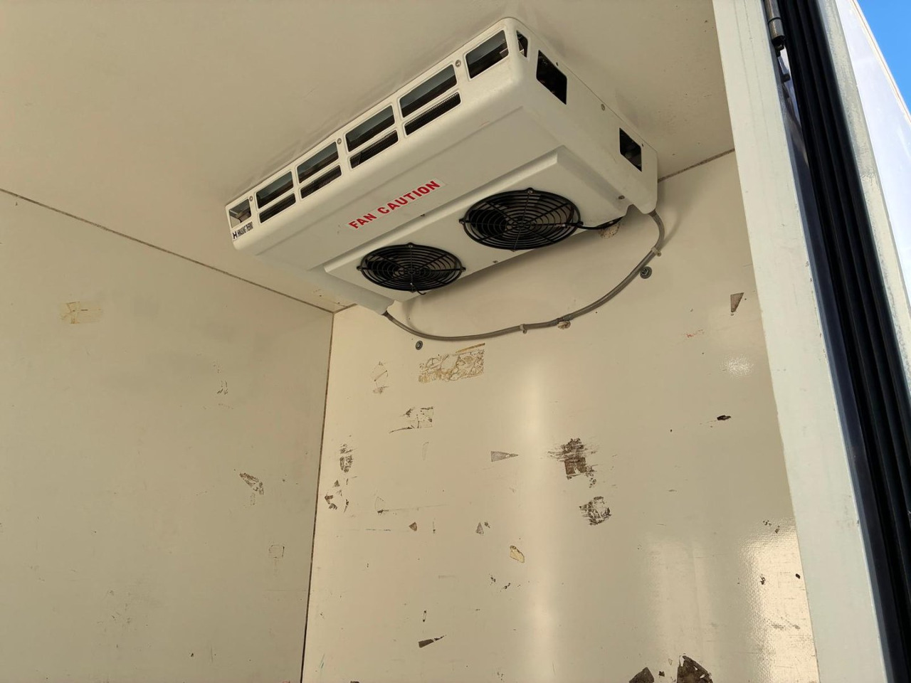 Frigorífico IVECO 35C16 3.0 FRIGORIFICA - Επαγγελματικό αυτοκίνητο ψυγείο: φωτογραφία 5 Frigorífico IVECO 35C16 3.0 FRIGORIFICA - Επαγγελματικό αυτοκίνητο ψυγείο: φωτογραφία 5