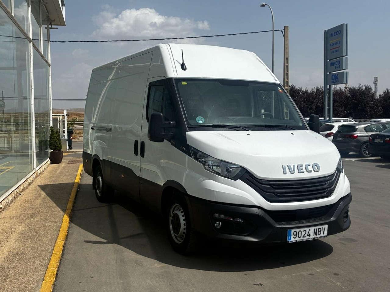 Furgón IVECO 35S14 V 12m3 - Βαν: φωτογραφία 3 Furgón IVECO 35S14 V 12m3 - Βαν: φωτογραφία 3