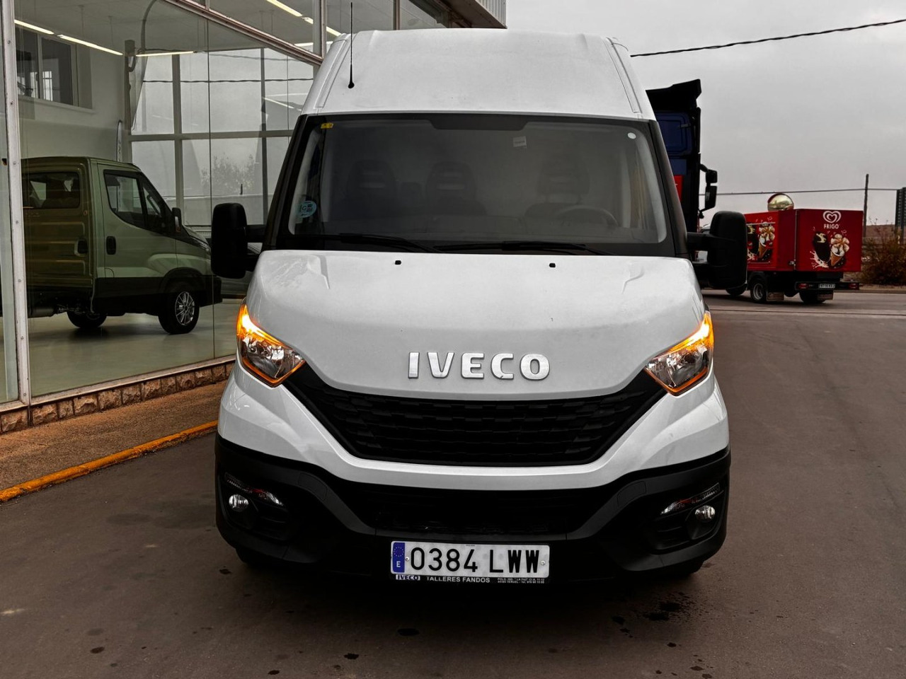 Furgón IVECO 35S14 V 16m3 - Βαν: φωτογραφία 2 Furgón IVECO 35S14 V 16m3 - Βαν: φωτογραφία 2