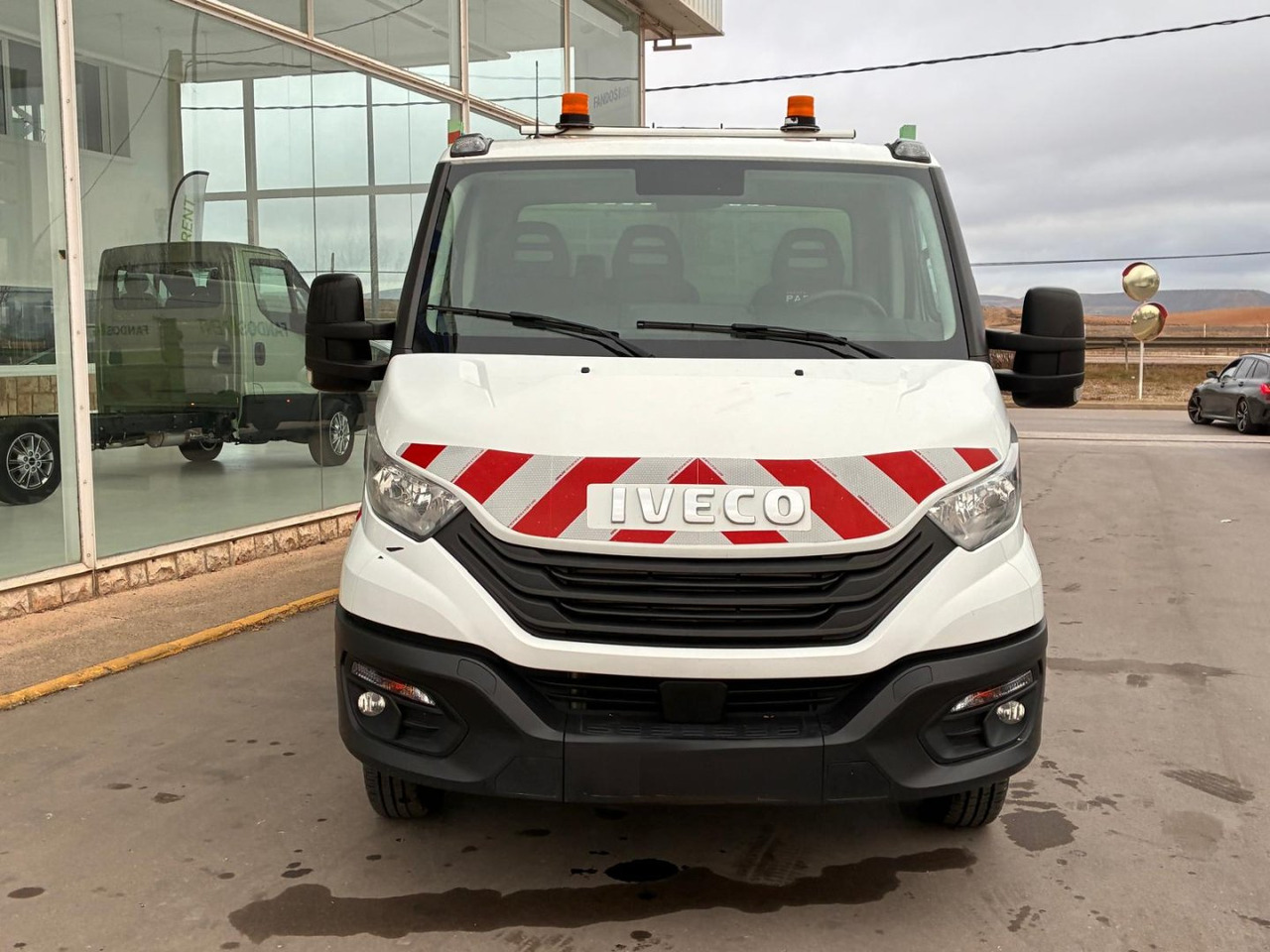 Volquete/Dumper IVECO 35C16 3.0 CAJA BASCULANTE - Όχημα με ανατρεπομενη καροτσα: φωτογραφία 2 Volquete/Dumper IVECO 35C16 3.0 CAJA BASCULANTE - Όχημα με ανατρεπομενη καροτσα: φωτογραφία 2