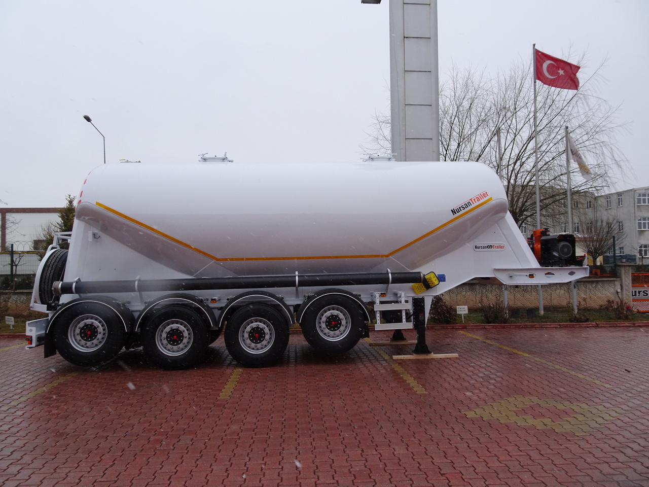 Νέα Σιλοφόρο για τη μεταφορά ενσίρωσης NURSAN Aluminium W Type Silo: φωτογραφία 11