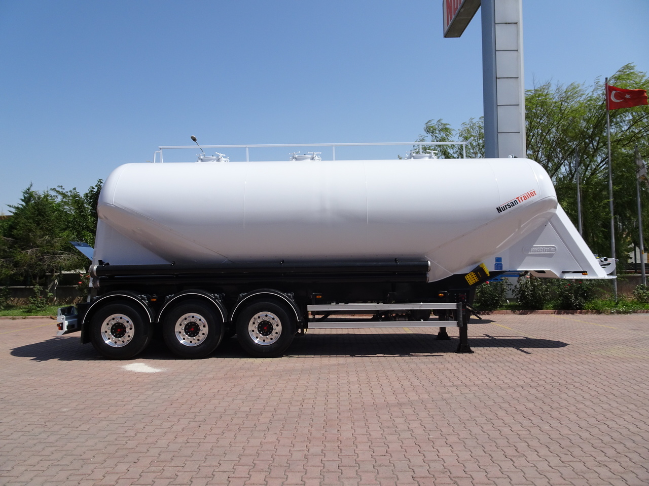Νέα Σιλοφόρο για τη μεταφορά ενσίρωσης NURSAN Aluminium W Type Silo: φωτογραφία 6