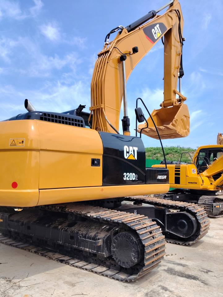 CAT 320D2 WITH CAT C7.1 ENGINE - Ερπυστριοφόρος εκσκαφέας: φωτογραφία 4 CAT 320D2 WITH CAT C7.1 ENGINE - Ερπυστριοφόρος εκσκαφέας: φωτογραφία 4