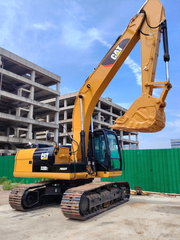 CAT 320D2 WITH CAT C7.1 ENGINE - Ερπυστριοφόρος εκσκαφέας: φωτογραφία 5 CAT 320D2 WITH CAT C7.1 ENGINE - Ερπυστριοφόρος εκσκαφέας: φωτογραφία 5