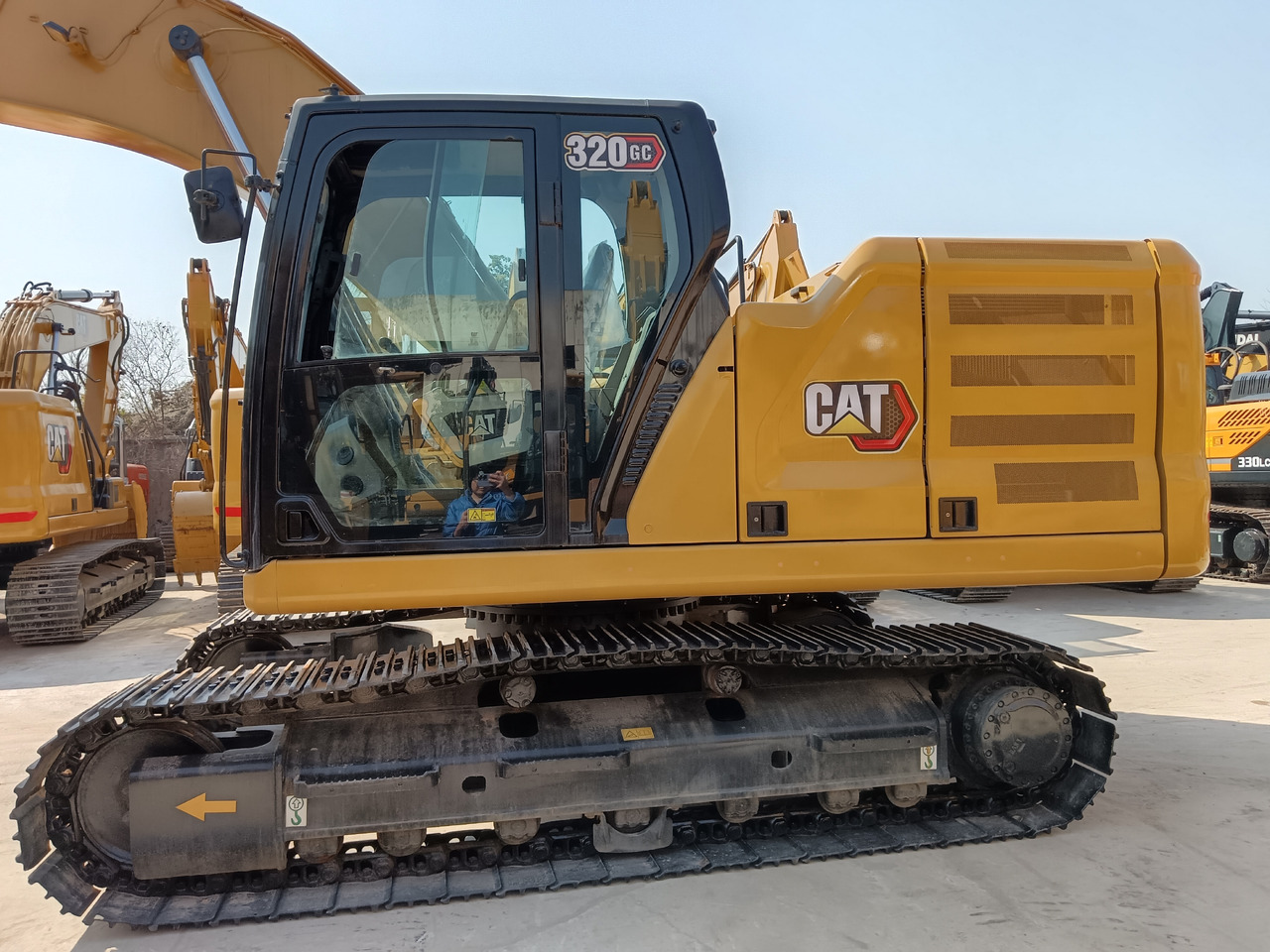 CAT 320GC - Ερπυστριοφόρος εκσκαφέας: φωτογραφία 1 CAT 320GC - Ερπυστριοφόρος εκσκαφέας: φωτογραφία 1