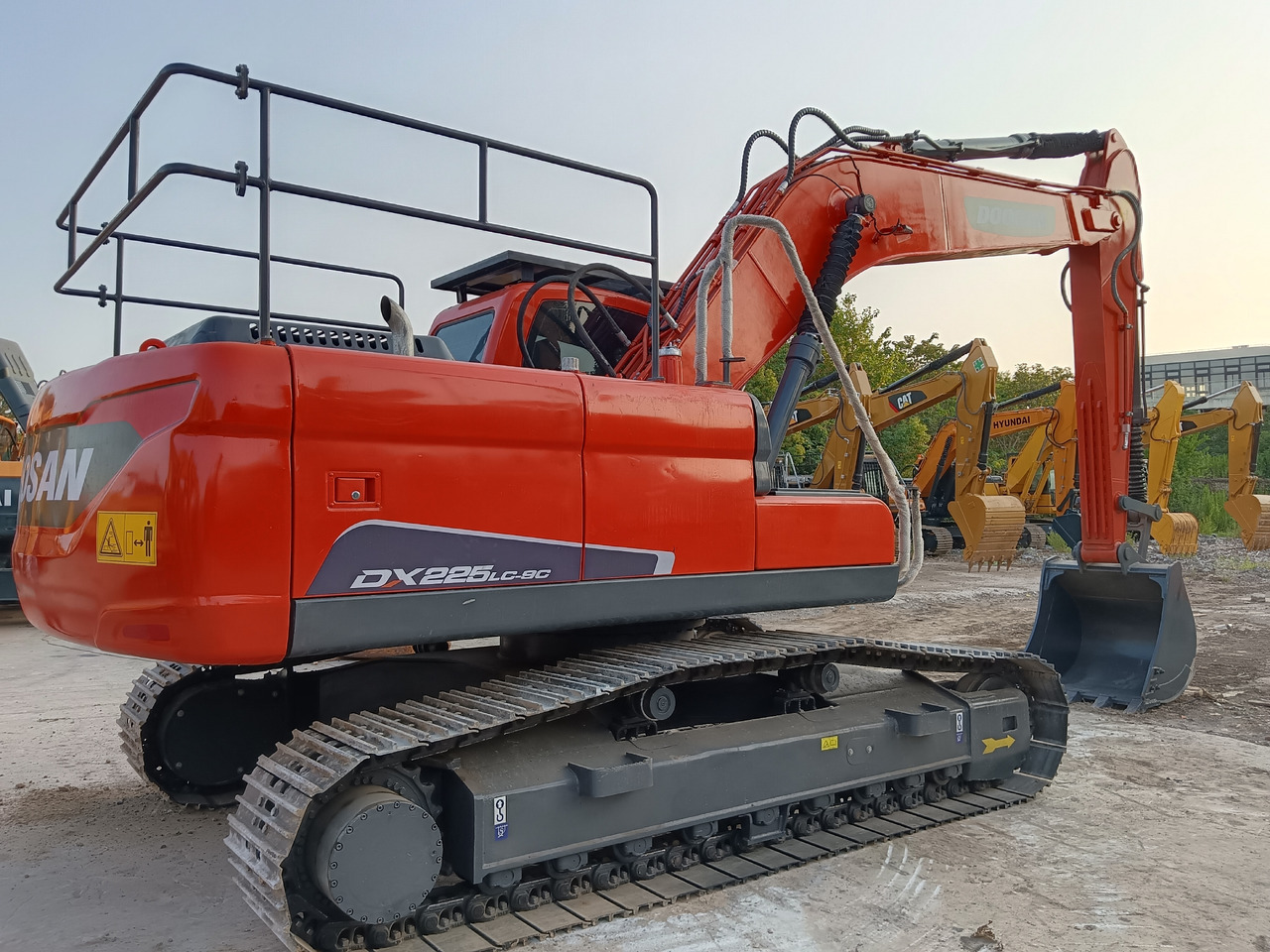 DOOSAN DX225LC-9C - Ερπυστριοφόρος εκσκαφέας: φωτογραφία 5 DOOSAN DX225LC-9C - Ερπυστριοφόρος εκσκαφέας: φωτογραφία 5