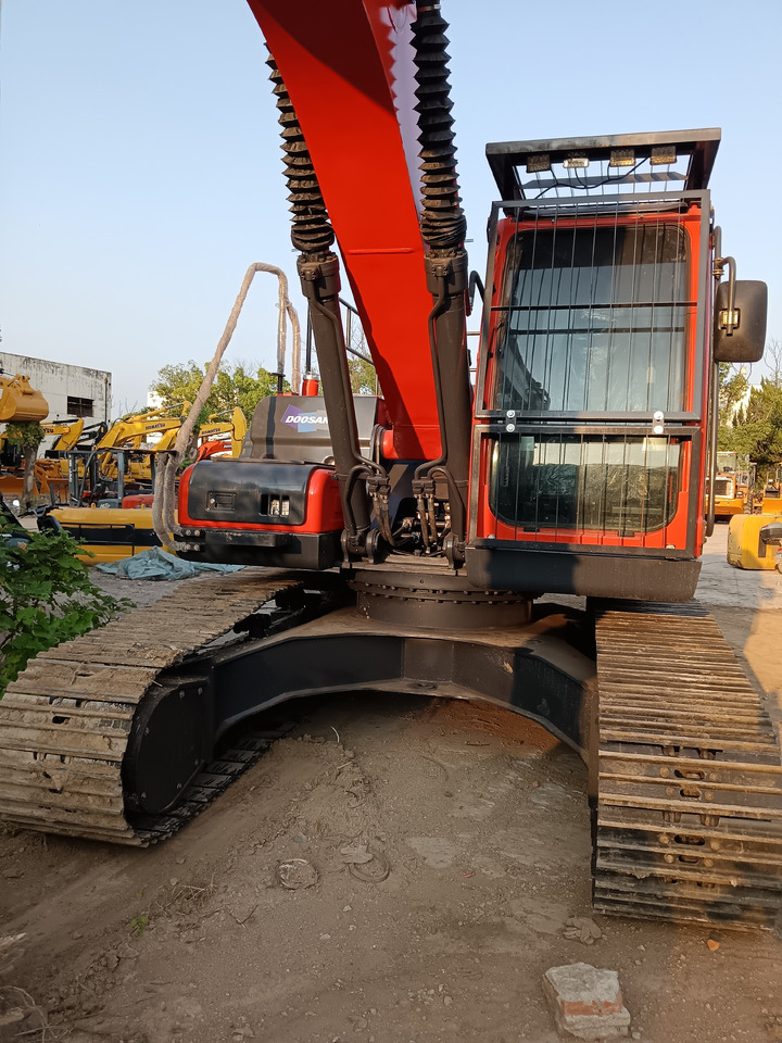 DOOSAN DX225LC-9C - Ερπυστριοφόρος εκσκαφέας: φωτογραφία 3 DOOSAN DX225LC-9C - Ερπυστριοφόρος εκσκαφέας: φωτογραφία 3