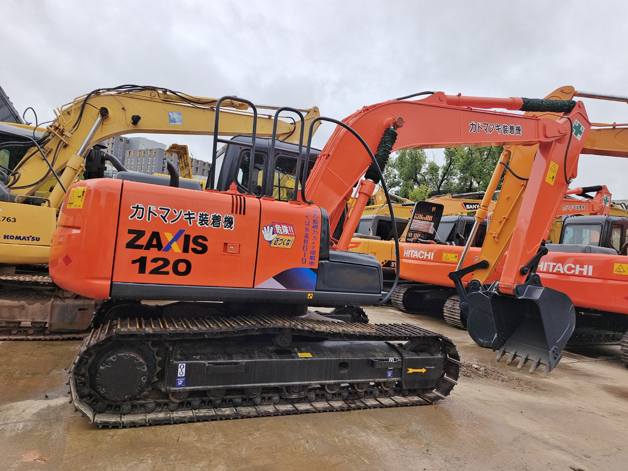 HITACHI ZAXIS 120 ZX120 - Ερπυστριοφόρος εκσκαφέας: φωτογραφία 1 HITACHI ZAXIS 120 ZX120 - Ερπυστριοφόρος εκσκαφέας: φωτογραφία 1