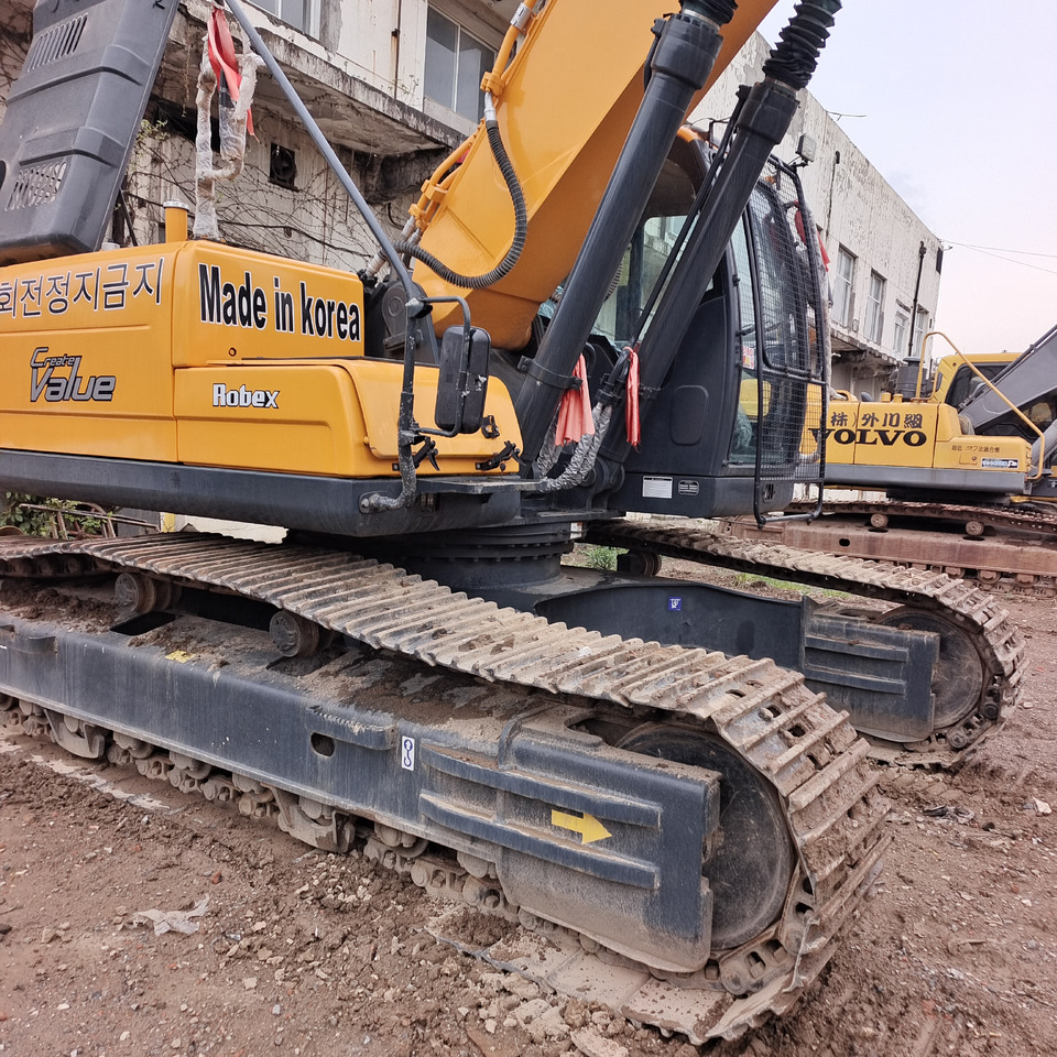 HYUNDAI 305LC-9S - Ερπυστριοφόρος εκσκαφέας: φωτογραφία 2 HYUNDAI 305LC-9S - Ερπυστριοφόρος εκσκαφέας: φωτογραφία 2