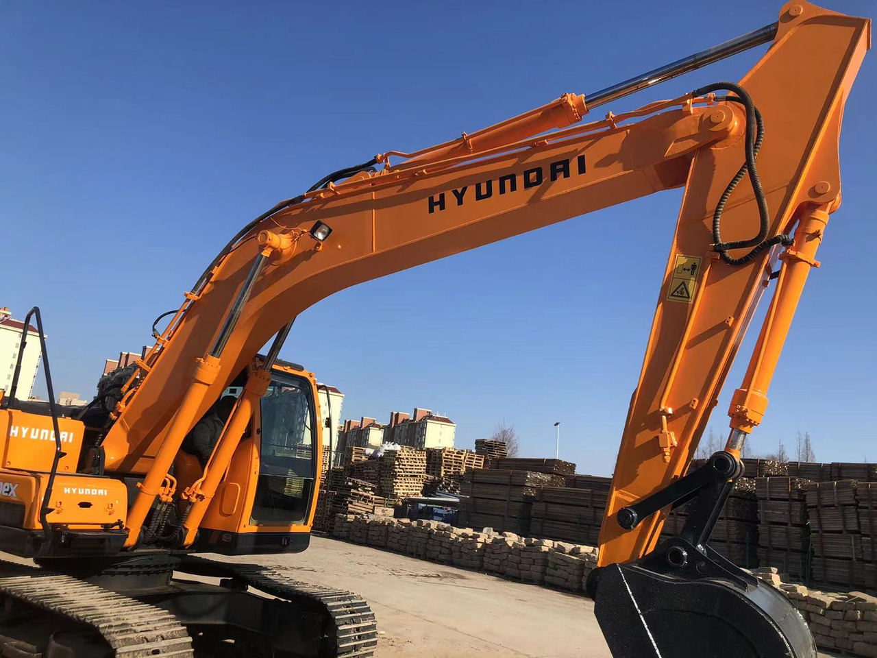 HYUNDAI R 215-9 ROBEX 215 - 9 - Ερπυστριοφόρος εκσκαφέας: φωτογραφία 4 HYUNDAI R 215-9 ROBEX 215 - 9 - Ερπυστριοφόρος εκσκαφέας: φωτογραφία 4