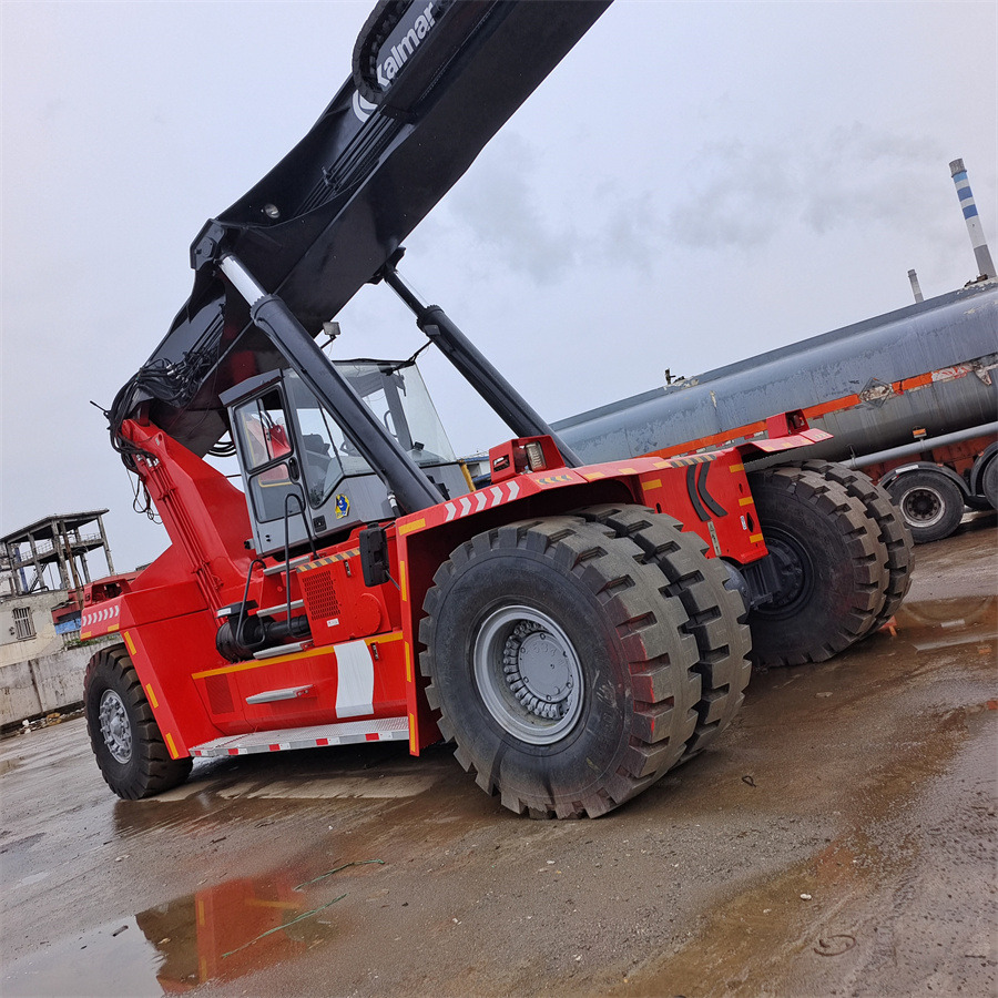 KALMAR DRF 450 - Reachstacker: φωτογραφία 4 KALMAR DRF 450 - Reachstacker: φωτογραφία 4