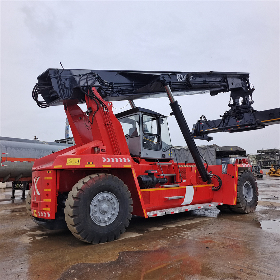 KALMAR DRF 450 - Reachstacker: φωτογραφία 5 KALMAR DRF 450 - Reachstacker: φωτογραφία 5