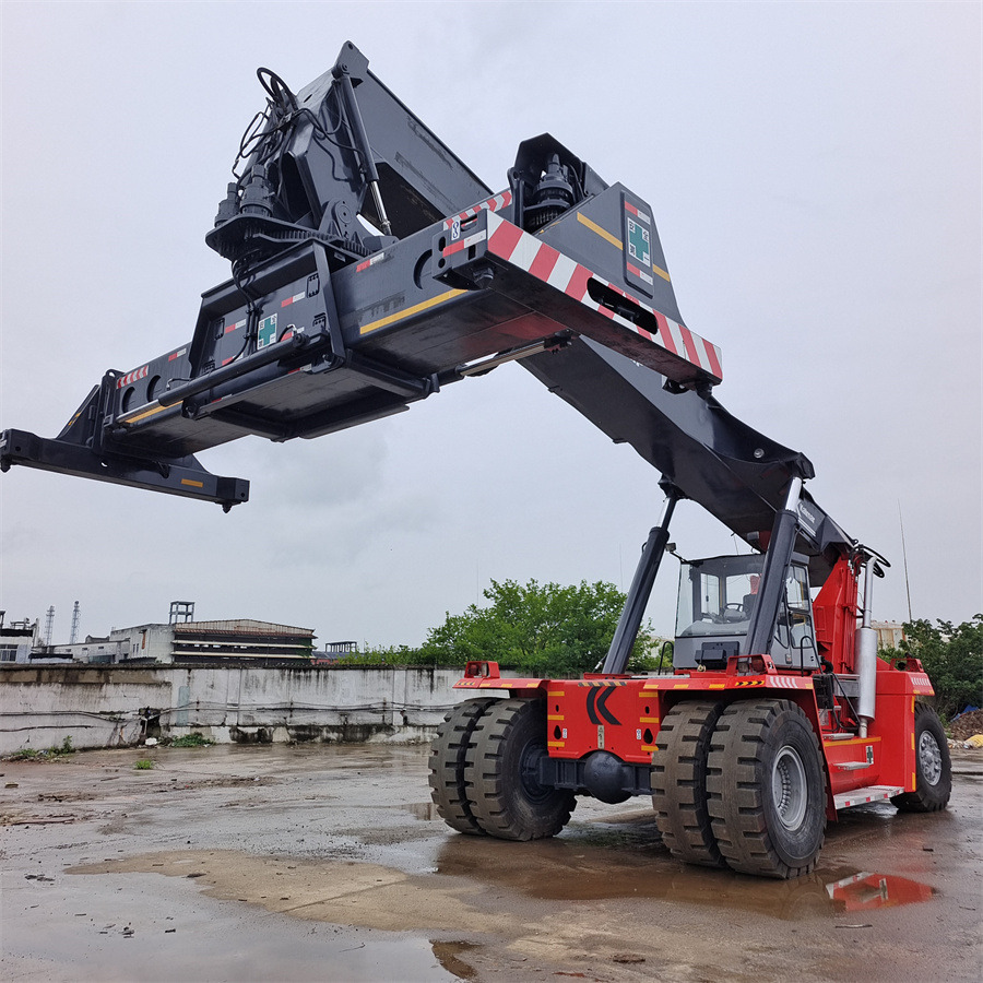 Reachstacker KALMAR DRF 450: φωτογραφία 11