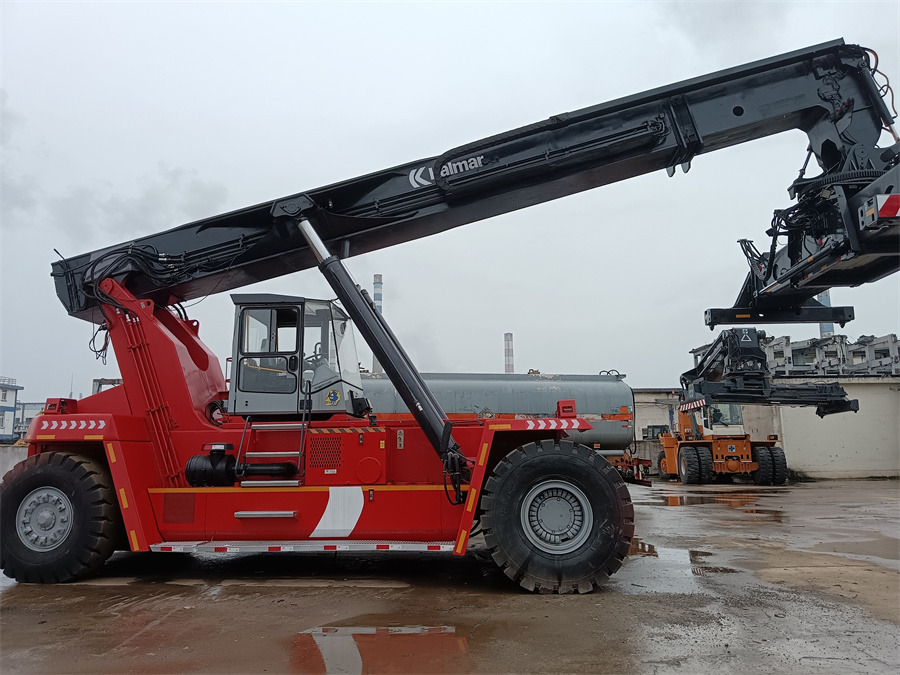Reachstacker KALMAR DRF 450: φωτογραφία 6