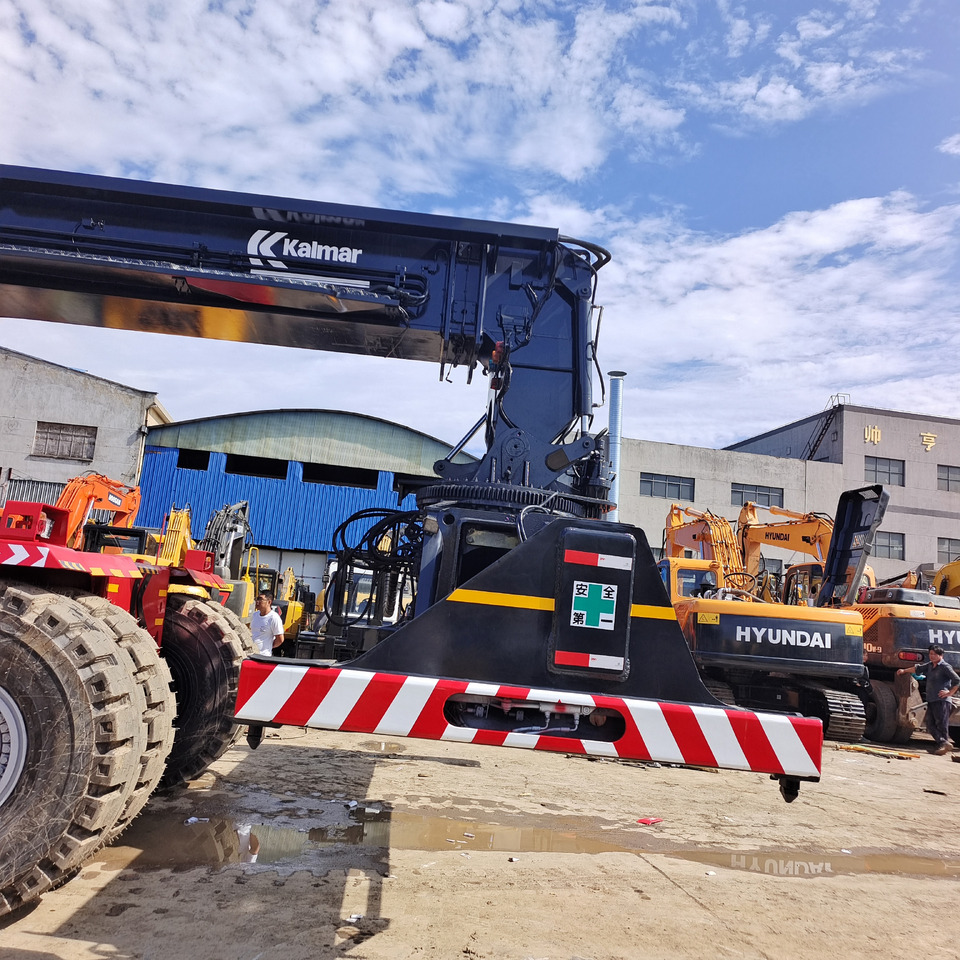 Reachstacker KALMAR DRF450: φωτογραφία 7 Reachstacker KALMAR DRF450: φωτογραφία 7