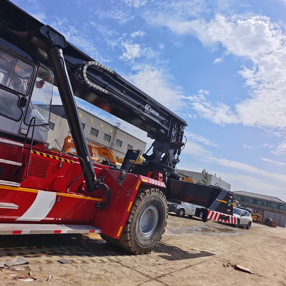 Reachstacker KALMAR DRF450: φωτογραφία 15 Reachstacker KALMAR DRF450: φωτογραφία 15