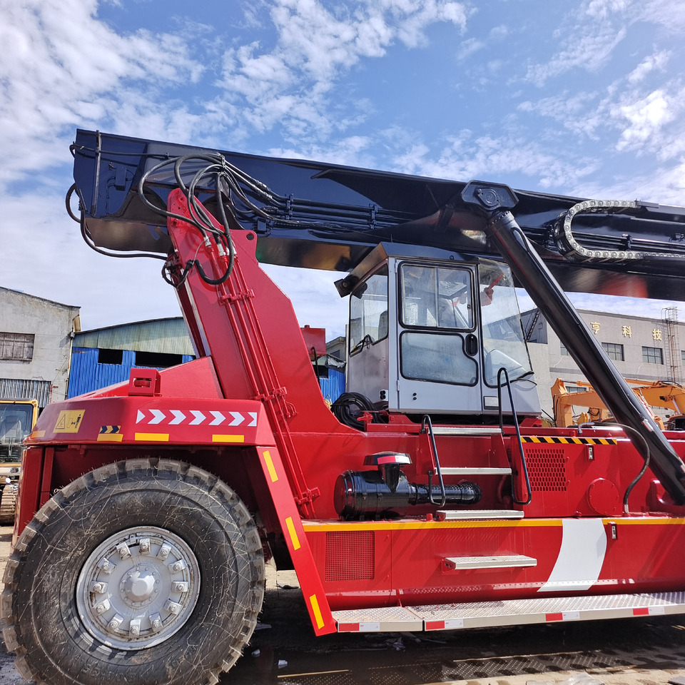 Reachstacker KALMAR DRF450: φωτογραφία 14 Reachstacker KALMAR DRF450: φωτογραφία 14