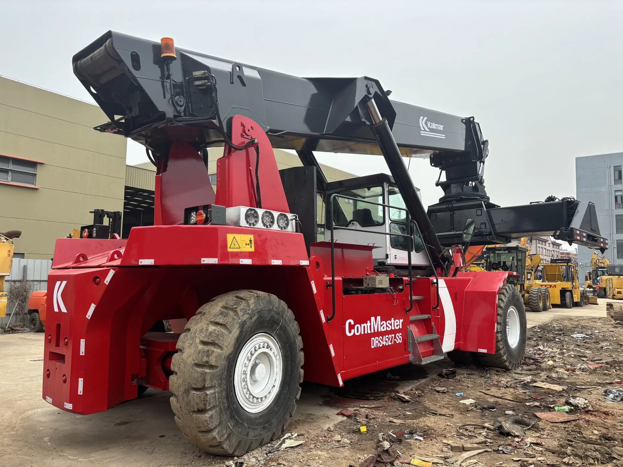 KALMAR DRS 4527 - S5 DRF450 DRT 450 45TON CONTAINER HANDLER - Reachstacker: φωτογραφία 1 KALMAR DRS 4527 - S5 DRF450 DRT 450 45TON CONTAINER HANDLER - Reachstacker: φωτογραφία 1