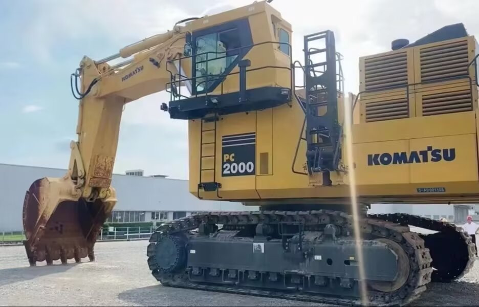 KOMATSU PC2000 MINGING CRAWLER EXCAVATOR - Μηχάνημα ορυχείων: φωτογραφία 1 KOMATSU PC2000 MINGING CRAWLER EXCAVATOR - Μηχάνημα ορυχείων: φωτογραφία 1