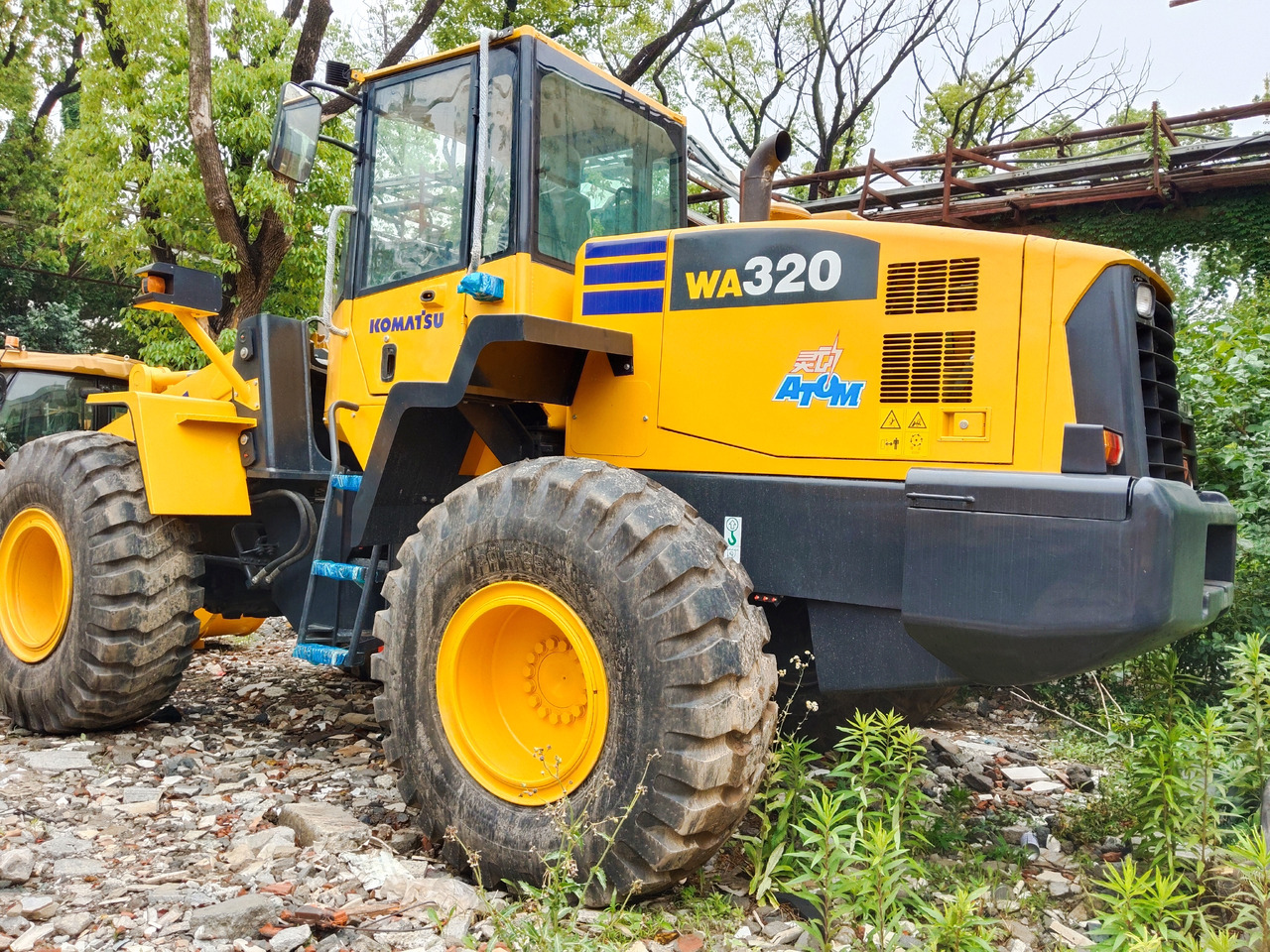KOMATSU WA320-5 - Ελαστιχοφόρος φορτωτής: φωτογραφία 4 KOMATSU WA320-5 - Ελαστιχοφόρος φορτωτής: φωτογραφία 4
