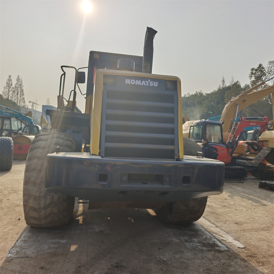 KOMATSU WA470 - Ελαστιχοφόρος φορτωτής: φωτογραφία 3 KOMATSU WA470 - Ελαστιχοφόρος φορτωτής: φωτογραφία 3