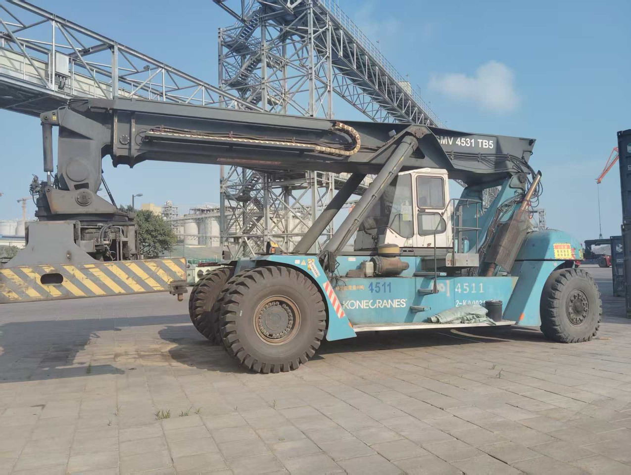 KONECRANES SMV 4531 TB5 45 TON CAPACITY - Reachstacker: φωτογραφία 4 KONECRANES SMV 4531 TB5 45 TON CAPACITY - Reachstacker: φωτογραφία 4