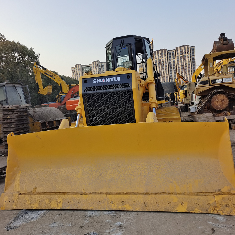 SHANTUI SD16 SD22 SD32 SD13 - Μπουλντόζα: φωτογραφία 2 SHANTUI SD16 SD22 SD32 SD13 - Μπουλντόζα: φωτογραφία 2