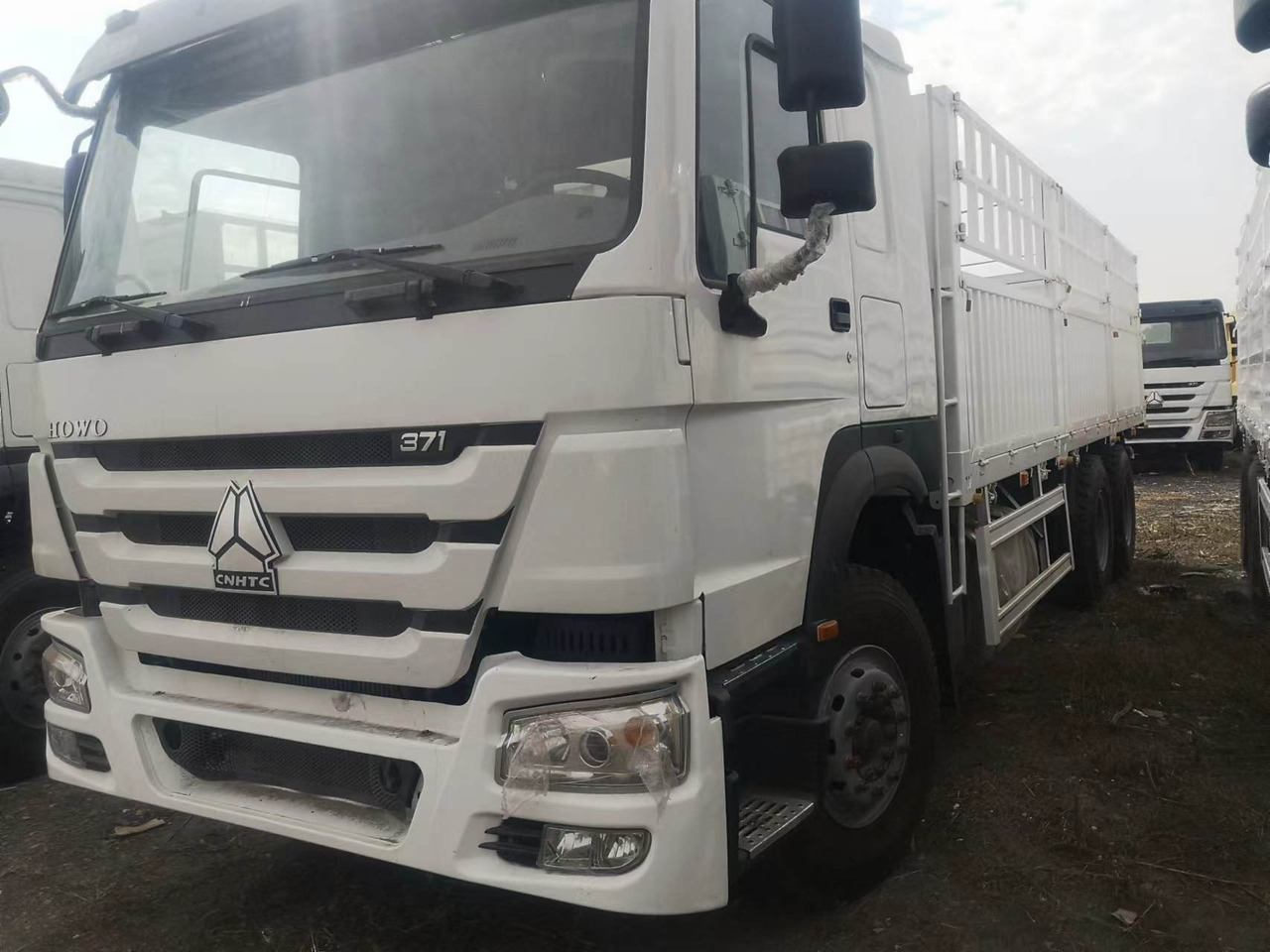SINOTRUK HOWO FENCE LIVESTOCK TRUCK - Φορτηγό ανατρεπόμενο: φωτογραφία 5 SINOTRUK HOWO FENCE LIVESTOCK TRUCK - Φορτηγό ανατρεπόμενο: φωτογραφία 5
