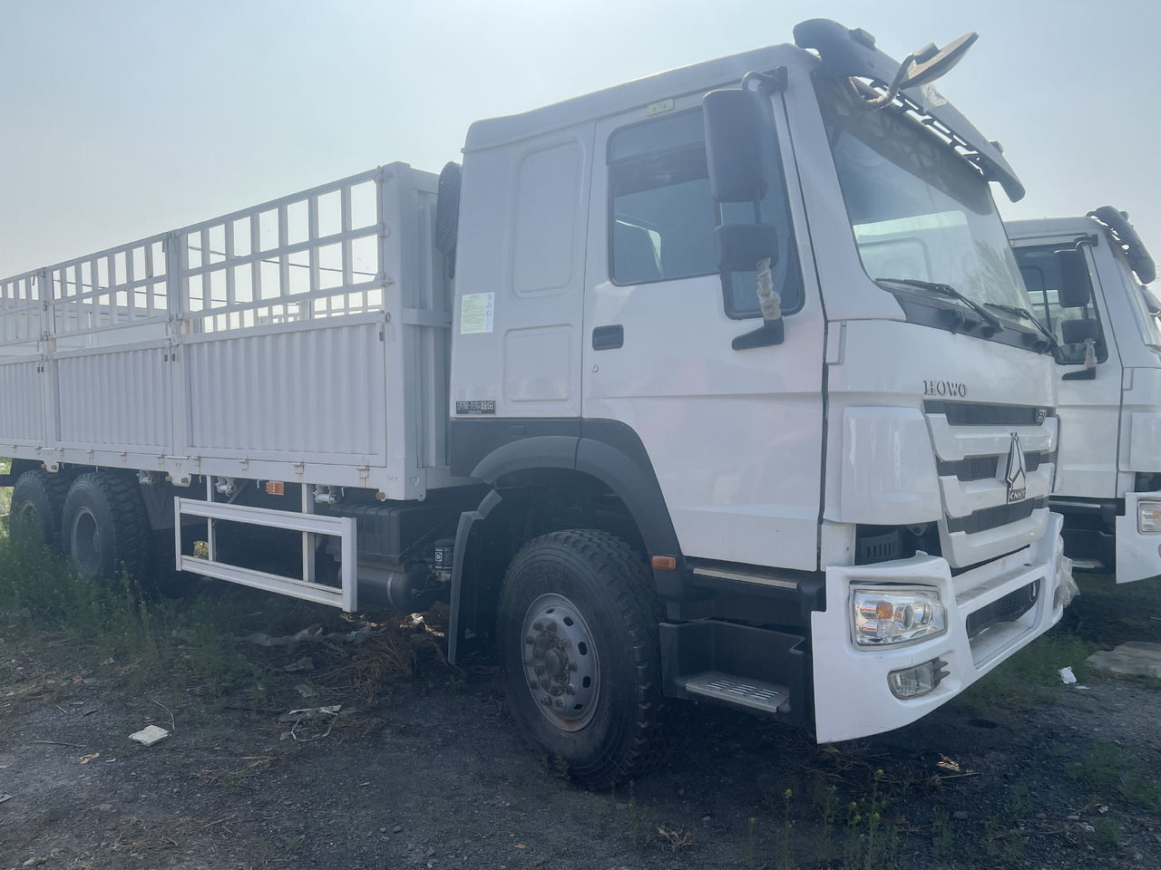 SINOTRUK HOWO FENCE LIVESTOCK TRUCK - Φορτηγό ανατρεπόμενο: φωτογραφία 1 SINOTRUK HOWO FENCE LIVESTOCK TRUCK - Φορτηγό ανατρεπόμενο: φωτογραφία 1