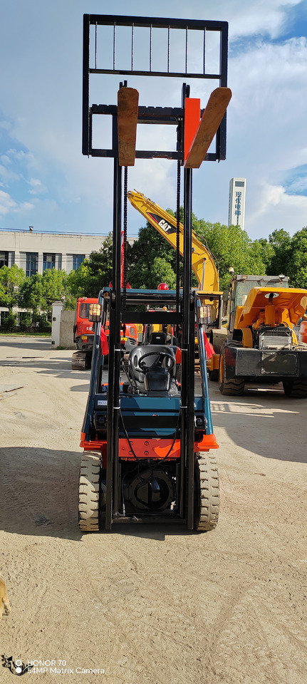 TOYOTA FD35 - Πετρελαιοκίνητο περονοφόρο: φωτογραφία 4 TOYOTA FD35 - Πετρελαιοκίνητο περονοφόρο: φωτογραφία 4