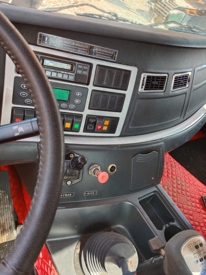 XCMG XCT50K - Τηλεσκοπικός γερανός: φωτογραφία 4 XCMG XCT50K - Τηλεσκοπικός γερανός: φωτογραφία 4