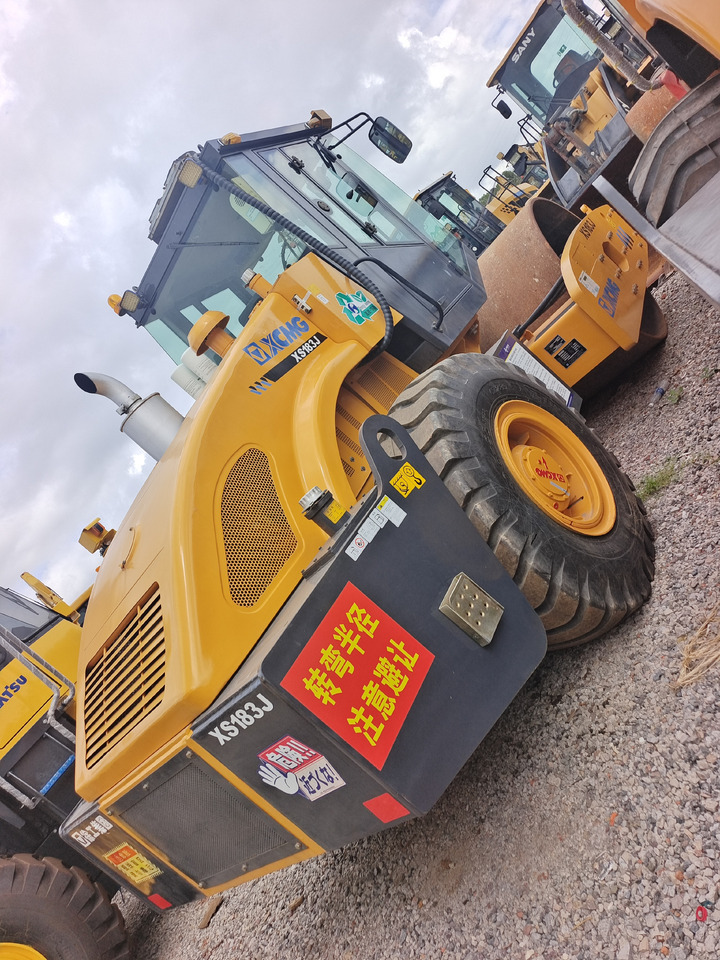 XCMG XS183J - Ασφαλτικός οδοστρωτήρας: φωτογραφία 3 XCMG XS183J - Ασφαλτικός οδοστρωτήρας: φωτογραφία 3