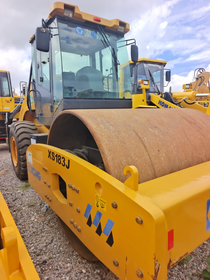Ασφαλτικός οδοστρωτήρας XCMG XS183J: φωτογραφία 8