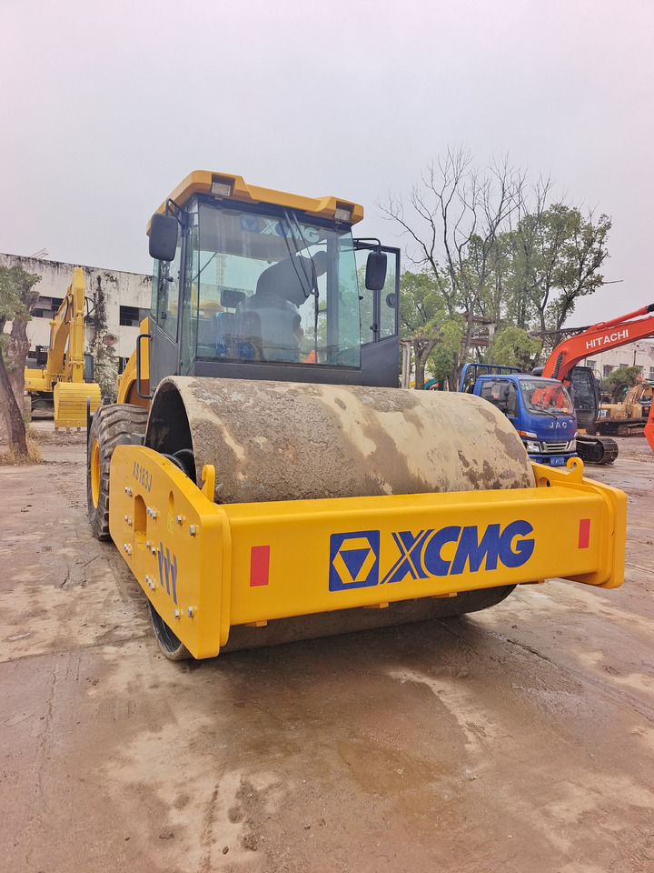 XCMG XS183J - Ασφαλτικός οδοστρωτήρας: φωτογραφία 5 XCMG XS183J - Ασφαλτικός οδοστρωτήρας: φωτογραφία 5