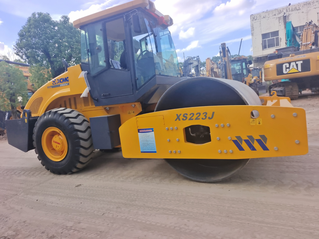 XCMG XS223J - Ασφαλτικός οδοστρωτήρας: φωτογραφία 2 XCMG XS223J - Ασφαλτικός οδοστρωτήρας: φωτογραφία 2
