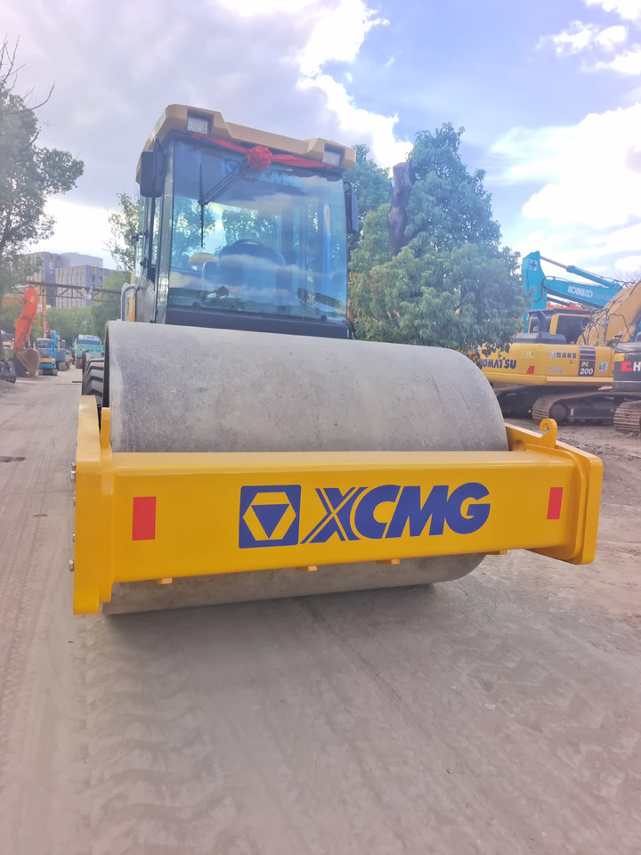 XCMG XS223J - Ασφαλτικός οδοστρωτήρας: φωτογραφία 3 XCMG XS223J - Ασφαλτικός οδοστρωτήρας: φωτογραφία 3