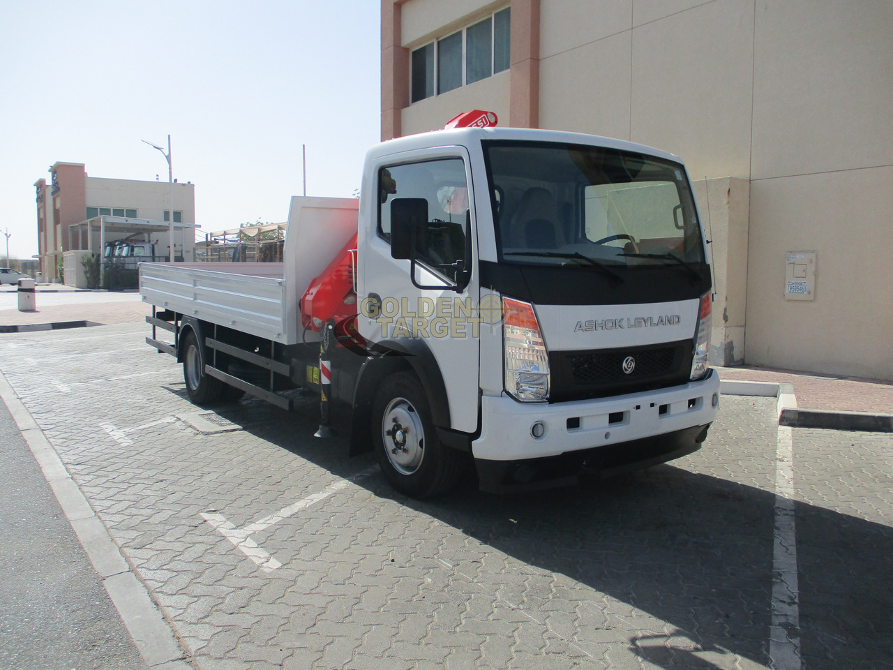 Ashok Leyland PARTNER LX 4x2 with Fassi F50A.022 Crane - Φορτηγό με γερανό: φωτογραφία 1 Ashok Leyland PARTNER LX 4x2 with Fassi F50A.022 Crane - Φορτηγό με γερανό: φωτογραφία 1