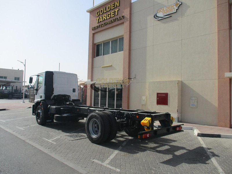 Iveco EUROCARGO 180E28 - Επικαθήμενο σασί: φωτογραφία 4 Iveco EUROCARGO 180E28 - Επικαθήμενο σασί: φωτογραφία 4